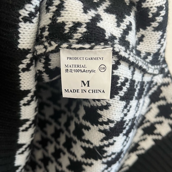 Oversized houndstooth vest - Picture 7 of 8